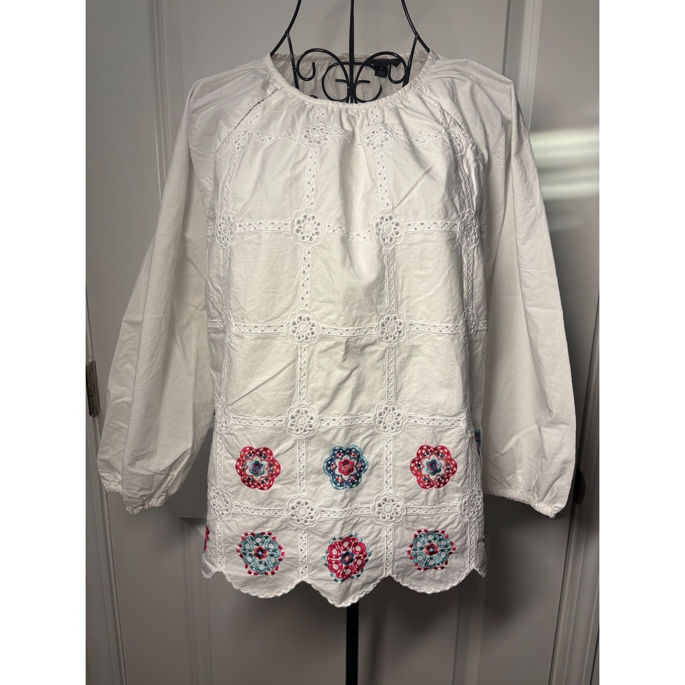 J.Crew Re-Imagined White Eyelet Embroidered Scalloped Hem‎ Blouse Small - Picture 3 of 9